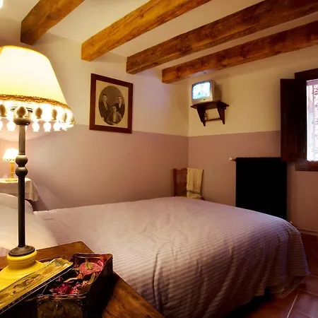 Casa Rural La Abuela منزل ريفي *